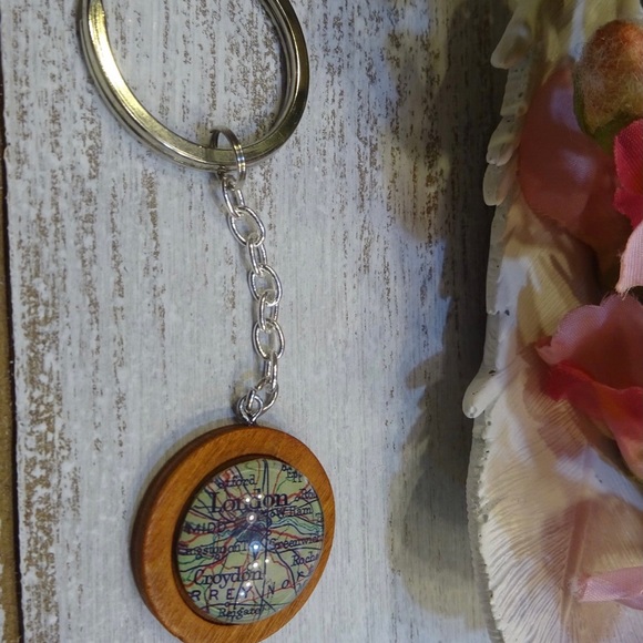 London Keychain - Picture 4 of 5